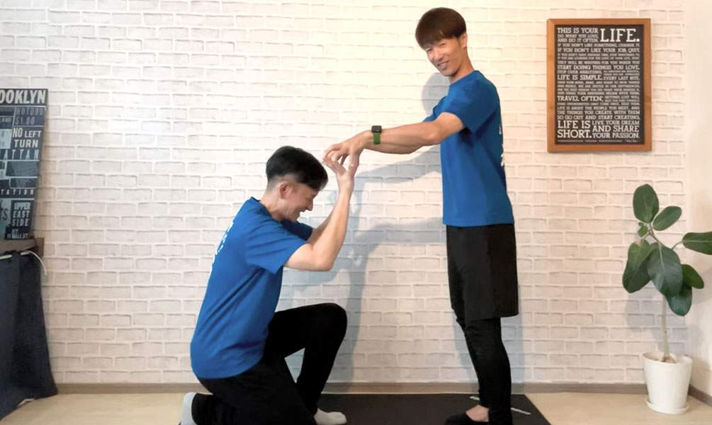 身体感覚レベルアップ基礎セミナー,身体感覚マスター道場,身体の使い方,青木正儀,マインドクリエイト,稽古の様子